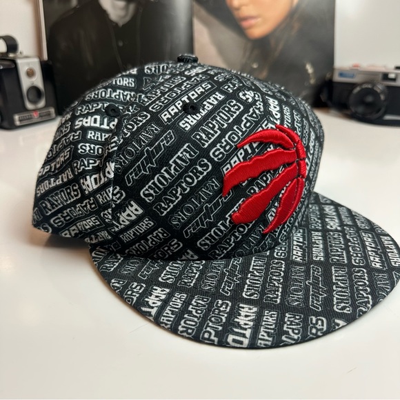 New Era Other - Y2K Toronto Raptors New Era Snapback Hat | All Over Print NBA Cap
